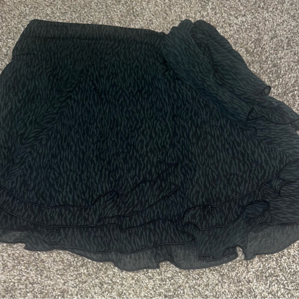 Aerie Women's Black Pattern Wrap Ruffled Mini Skirt With Tie Waist Sz Small - Picture 2 of 8